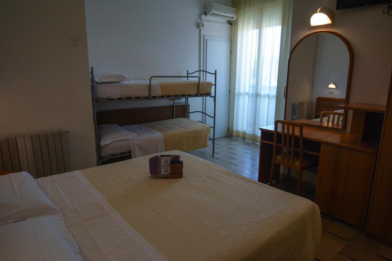Hotel Zani แชร์เวีย ภายนอก รูปภาพ